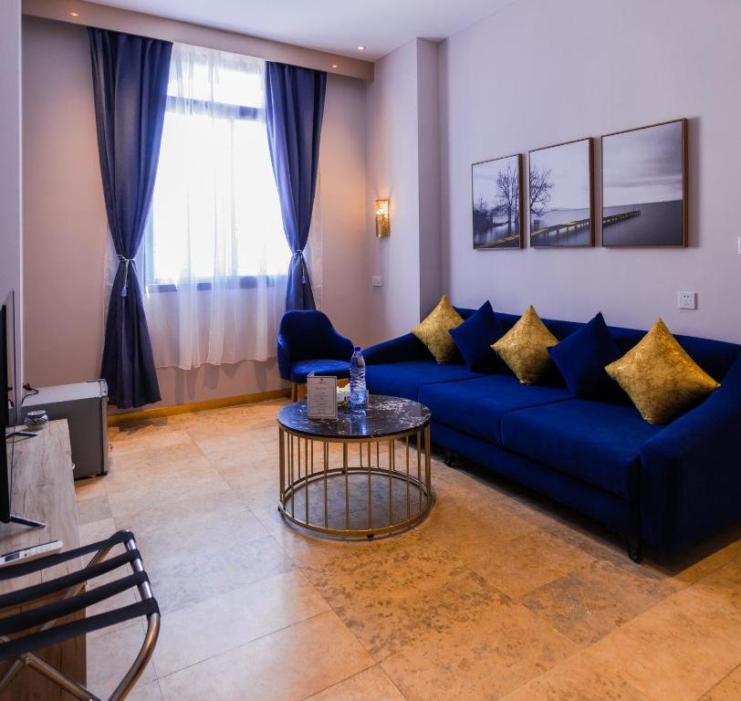 VANCII Hotel