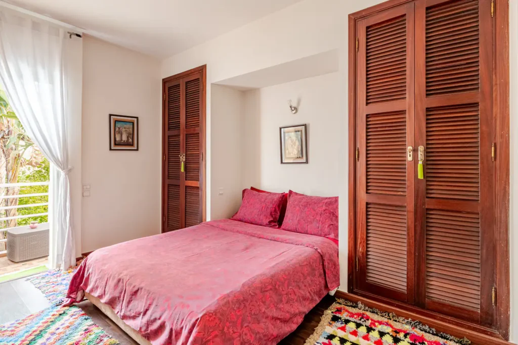 Écrin de verdure -3- Quartier d’Affaires-Jacaranda