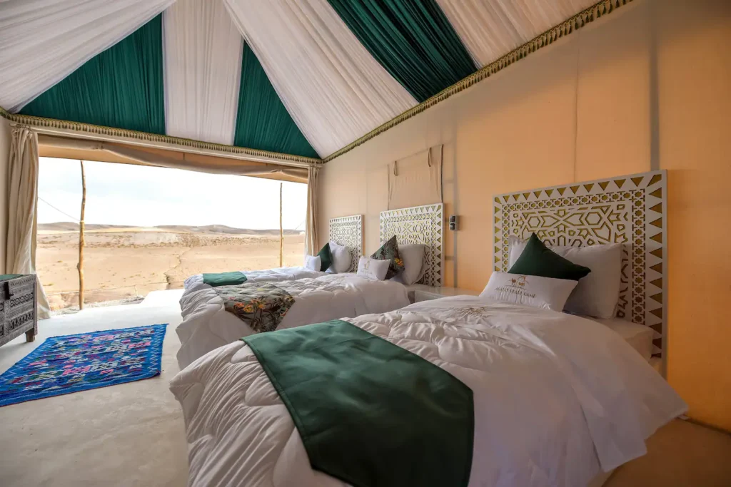 Camp de luxe dans le désert d’Agafay – Chambres d’hôtes à louer à Marrakech