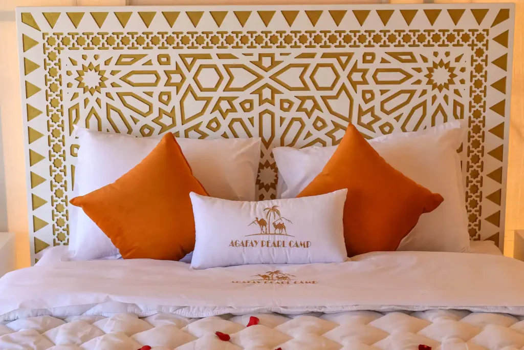 Camp de luxe dans le désert d’Agafay – Chambres d’hôtes à louer à Marrakech
