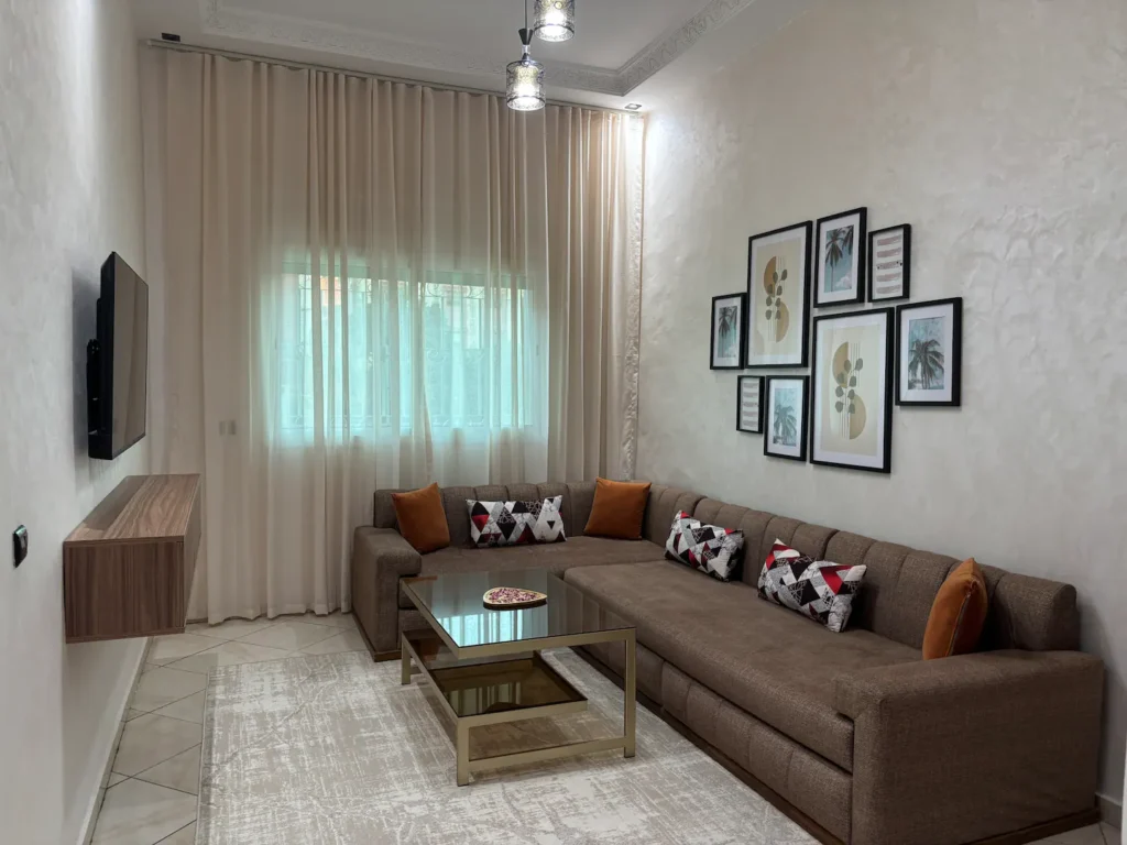 Charmant appart proche aéroport – Appartements à louer à Pachalik de Gueznaia,