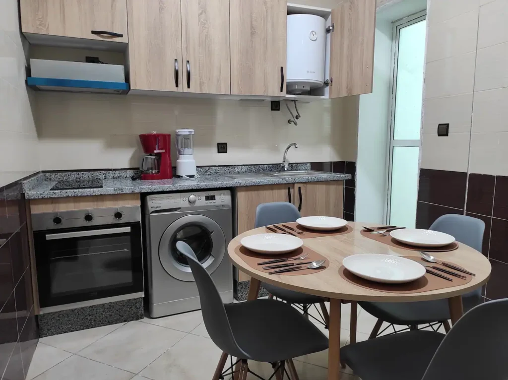 Charmant appart proche aéroport – Appartements à louer à Pachalik de Gueznaia,