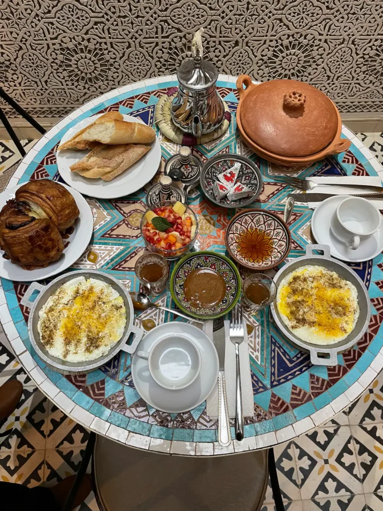 Riad DAR GANNE par Carole CHSUP – Riads à louer à Essaouira
