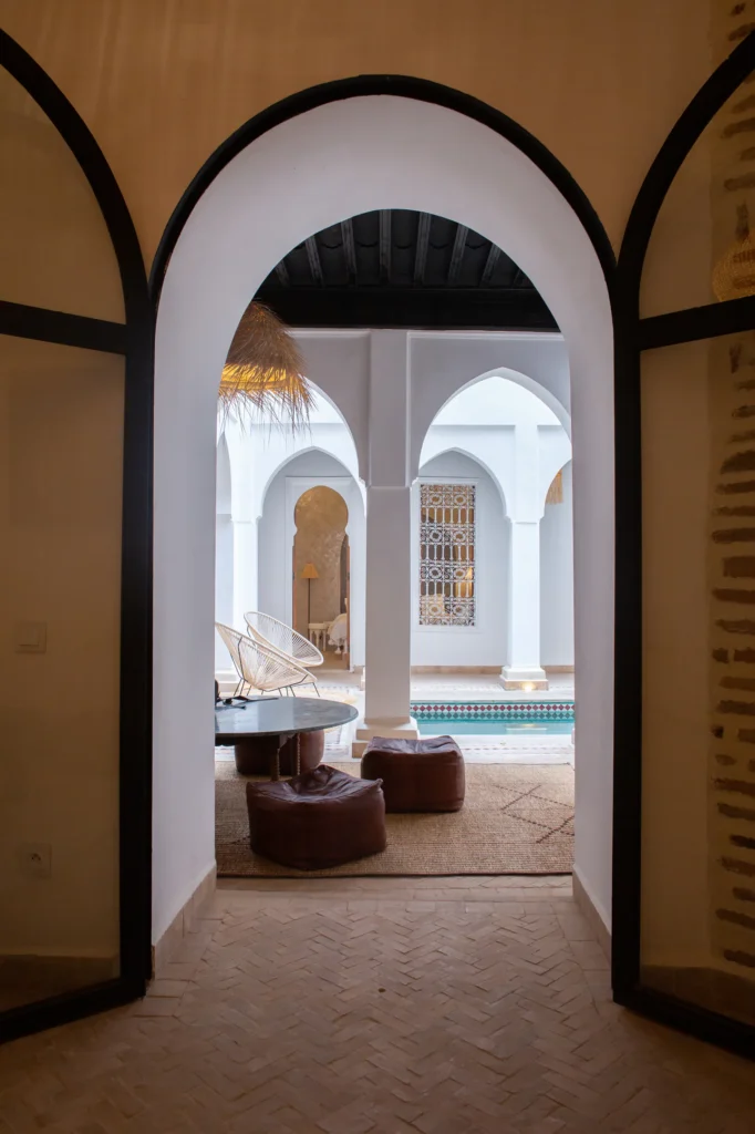 Riad Carla • Privé • Toit-terrasse et piscine • 15 invités