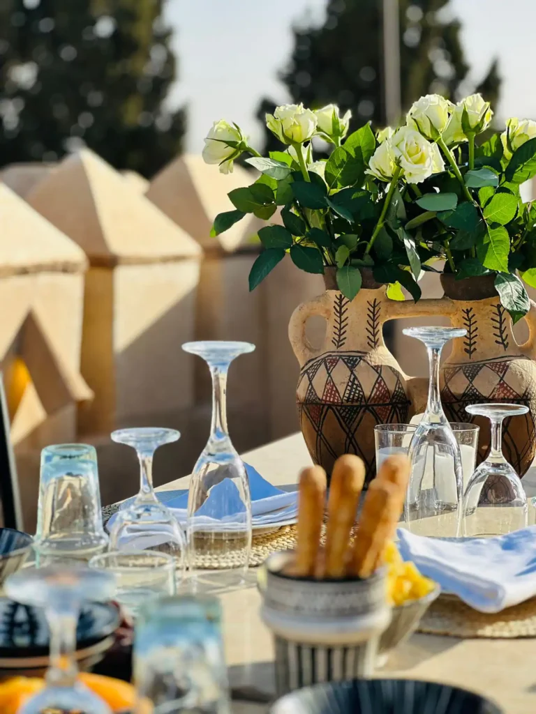 Riad Carla • Privé • Toit-terrasse et piscine • 15 invités